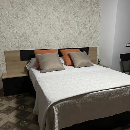 Plaza Pedro Cuevas Boliches Guest house *